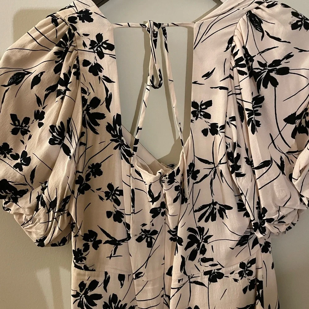 ASTR MINI DRESS SIZE S ⭐️ BLK/WHT - Picture 2 of 4